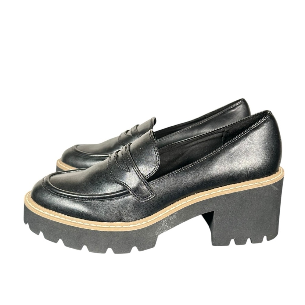 DOLCE VITA Tammy Lug Sole Leather Lug Sole Loafers in black - Picture 5 of 11